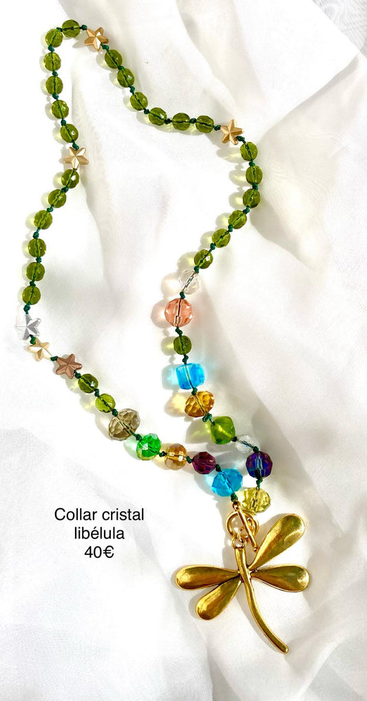 25. Collar Lariat en cristal y colgante libélula