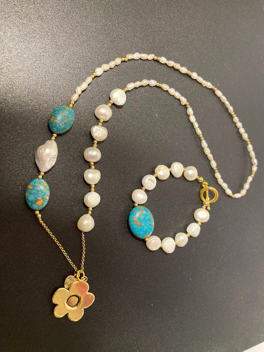 26. Conjunto collar Lariat y pulsera piedra azul y perla río