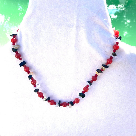 4. Collar Ópera cristal rojo y  negro